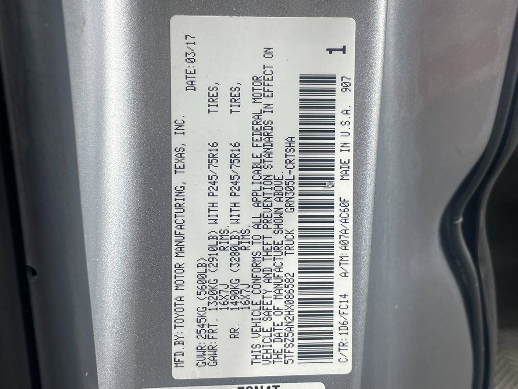 Used 2017 Toyota Tacoma SR5 image 24