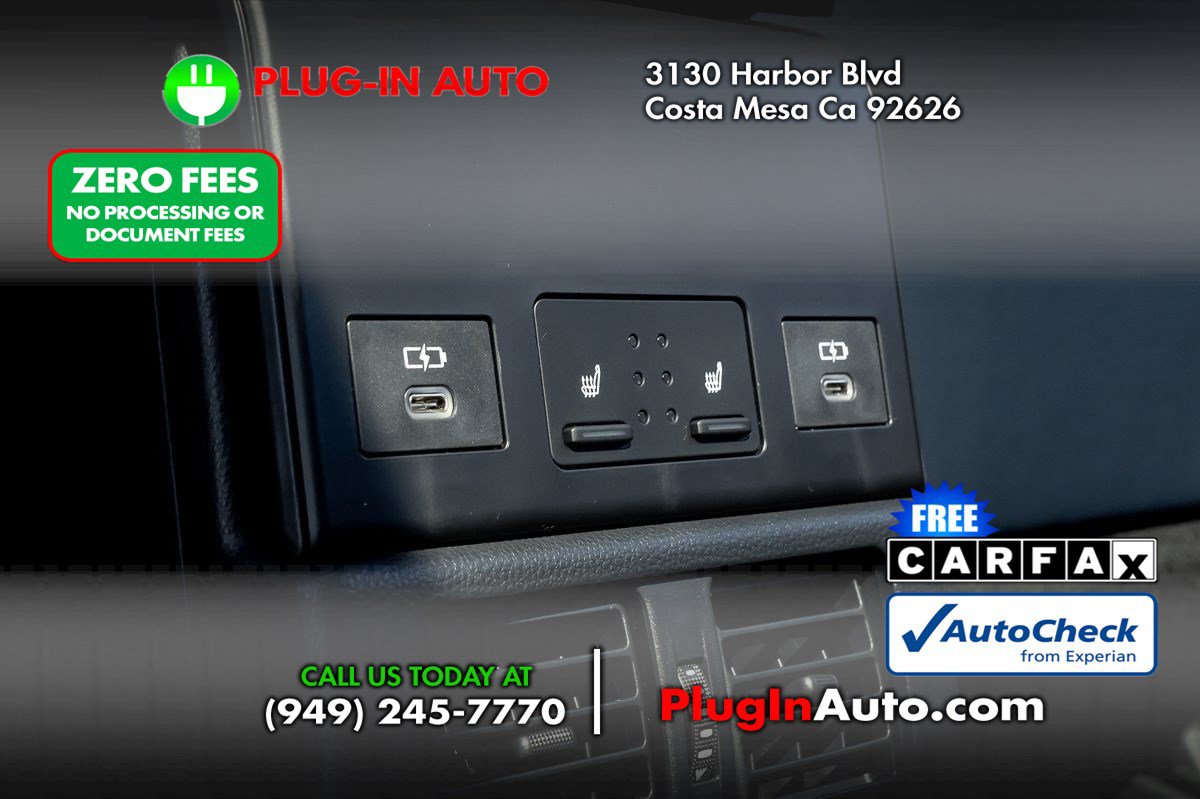 Used 2023 Subaru Solterra AWD image 12