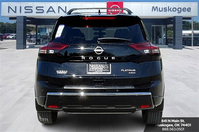 New 2026 Nissan Rogue Platinum image 4