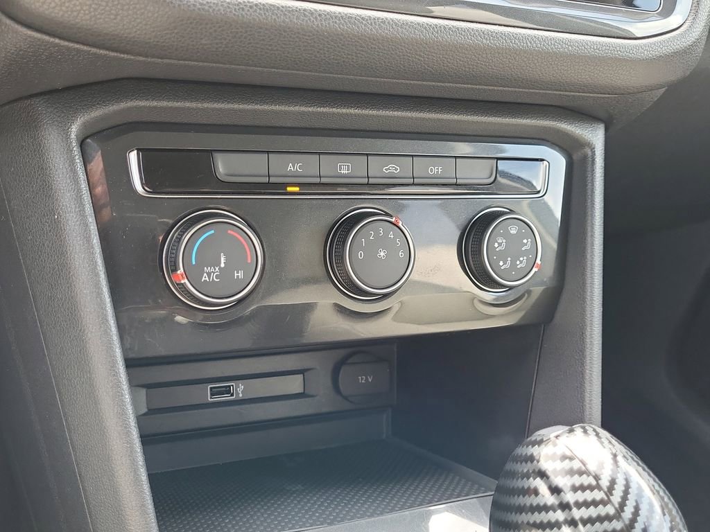 Used 2018 Volkswagen Tiguan S w/ 3rd Row Seat Package image 21