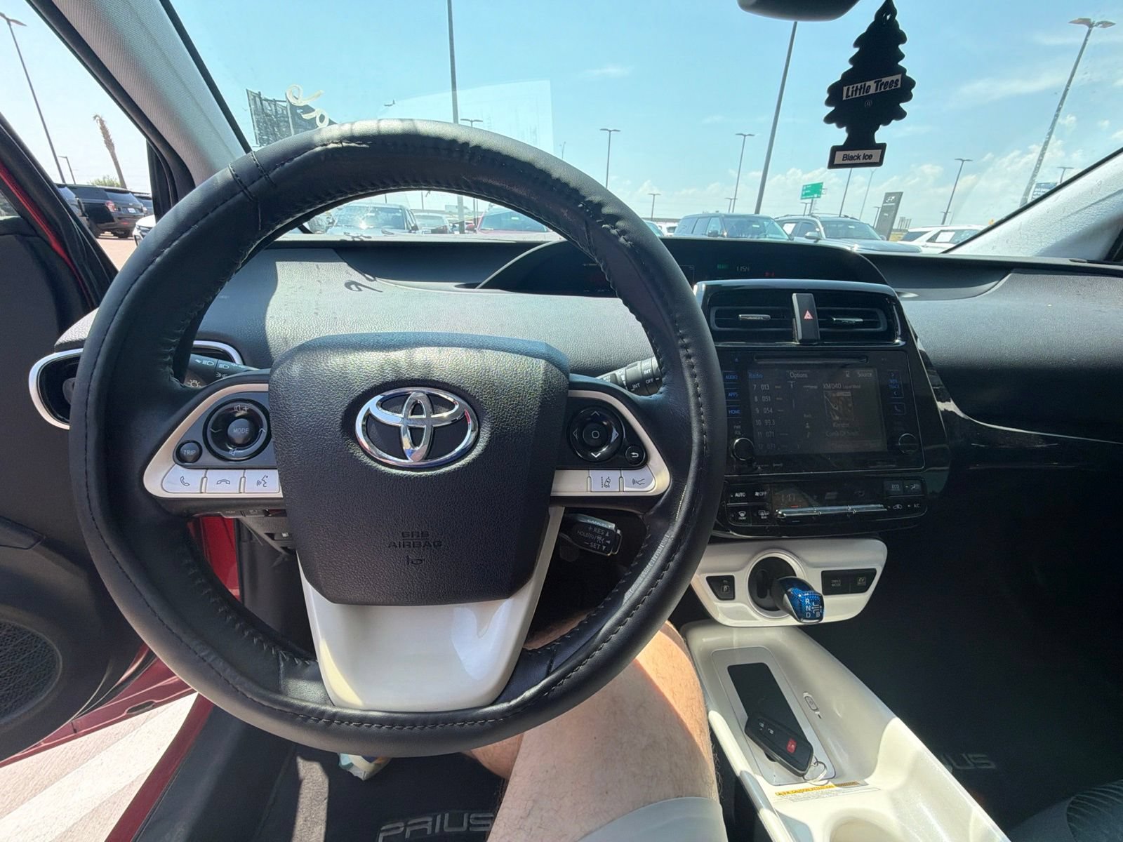Used 2016 Toyota Prius Three w/ Advanced Technology Package FWD image 14