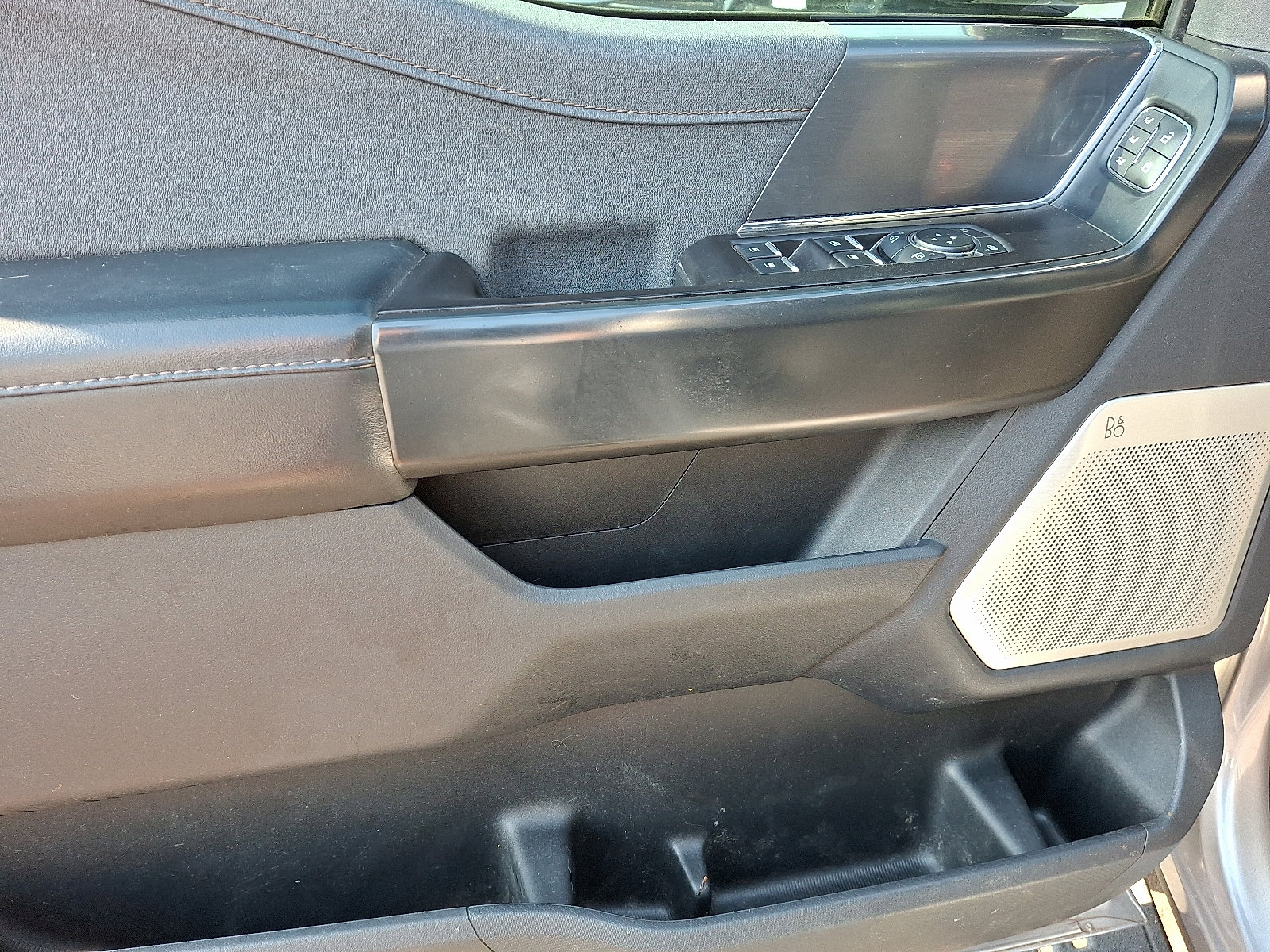 Certified 2022 Ford F150 Raptor w/ Raptor 37 Performance Package image 13