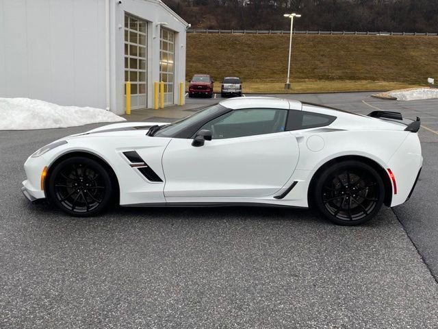 Used 2019 Chevrolet Corvette Grand Sport image 3