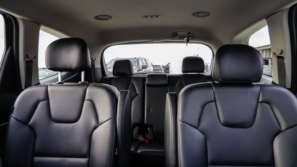 Used 2025 Kia Telluride S AWD/4WD image 28