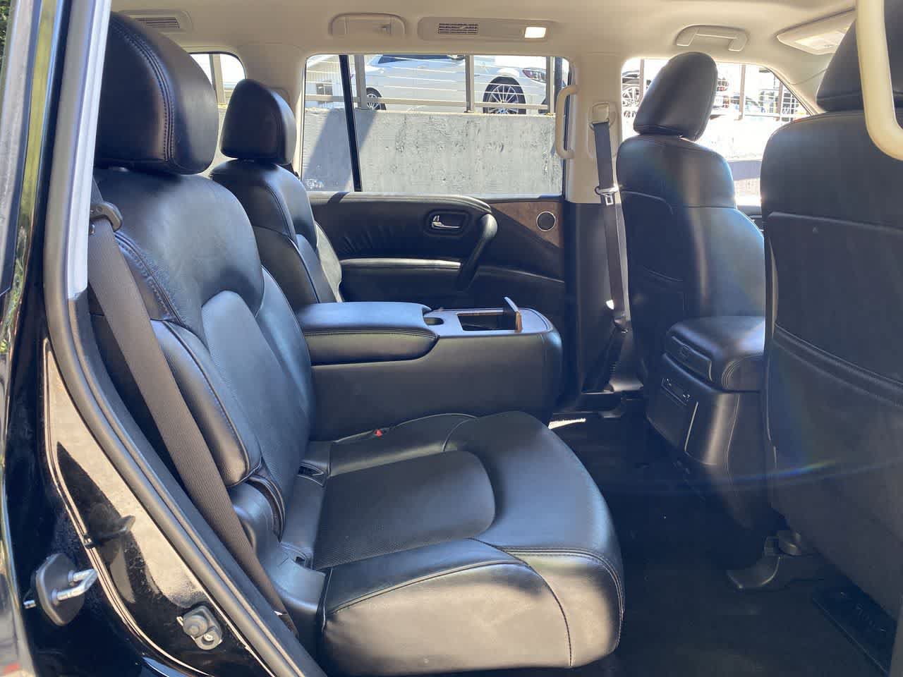 Used 2024 Nissan Armada SL w/ Captain's Chairs Package AWD/4WD image 17