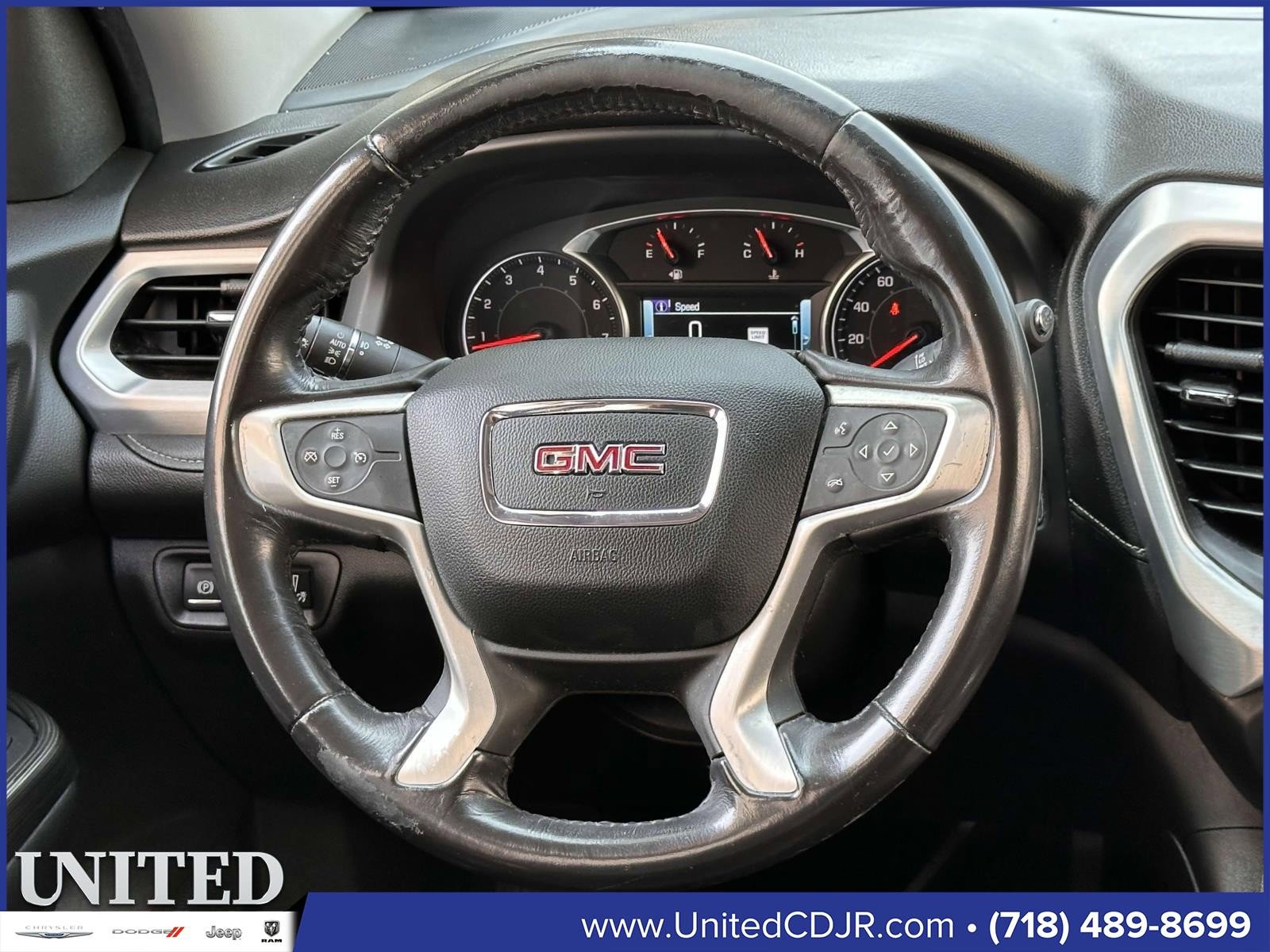 Used 2019 GMC Acadia SLT image 17
