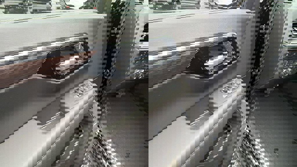 New 2026 Chevrolet Suburban Premier w/ Sun And Tow Package image 13