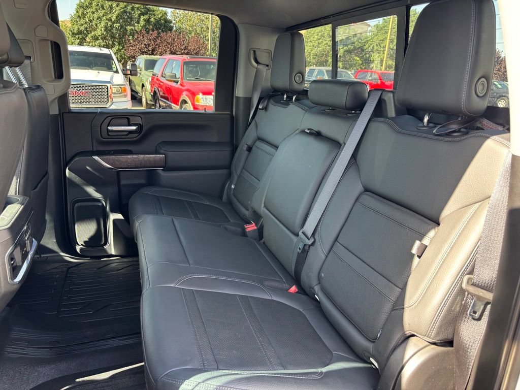 Used 2020 GMC Sierra 3500 Denali w/ Denali Ultimate Package AWD/4WD image 31
