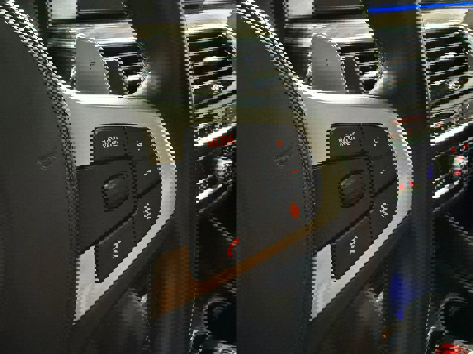 Used 2018 BMW 540i image 26