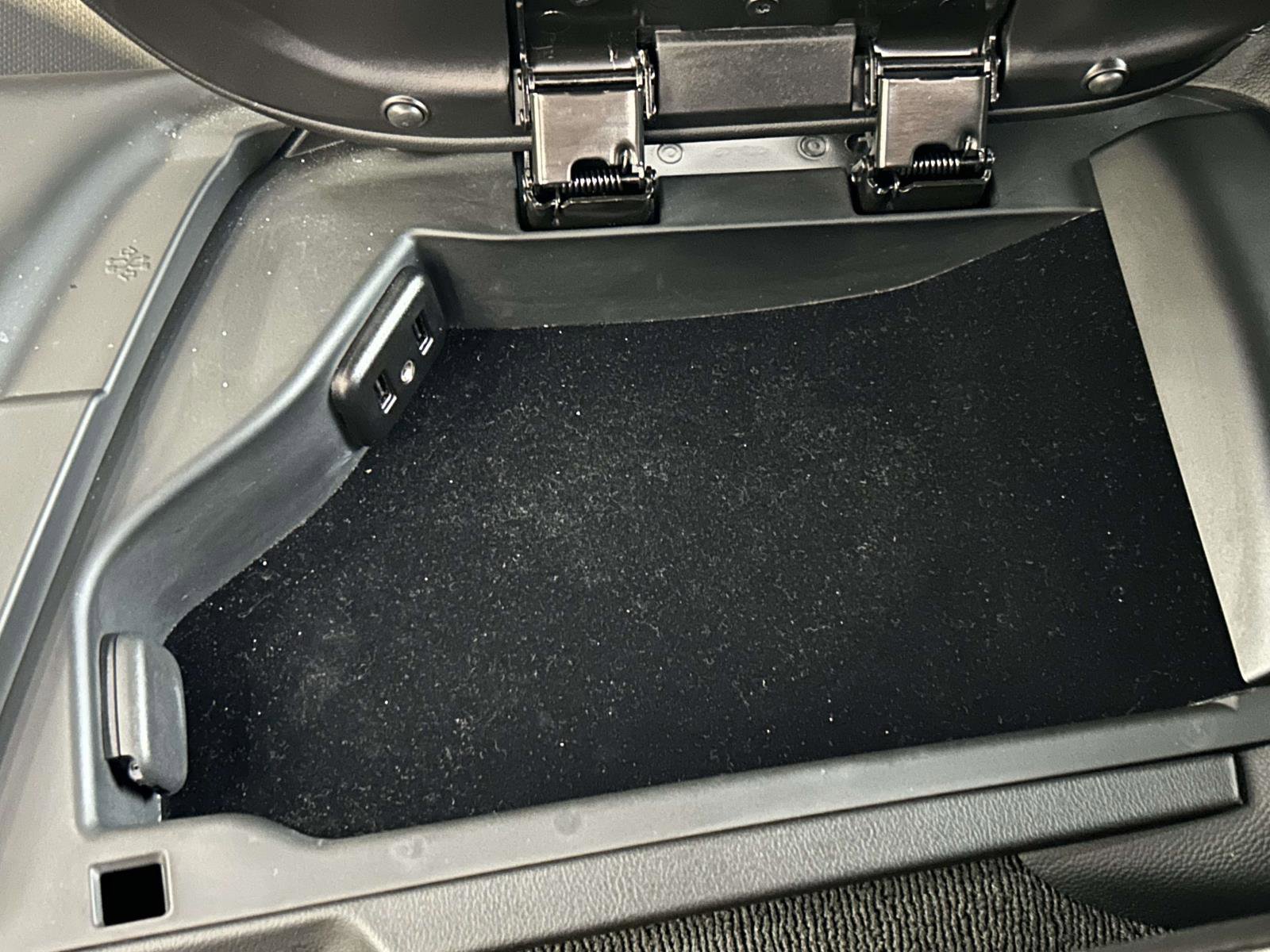 Used 2016 Chevrolet Corvette Stingray Coupe image 19