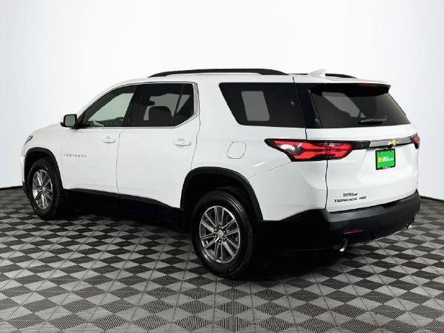 Used 2023 Chevrolet Traverse LT w/ LPO, Cargo Package AWD/4WD image 6