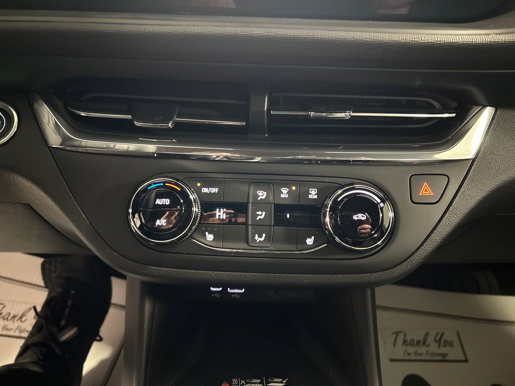 Used 2025 Buick Envista Preferred w/ Convenience I Package image 19