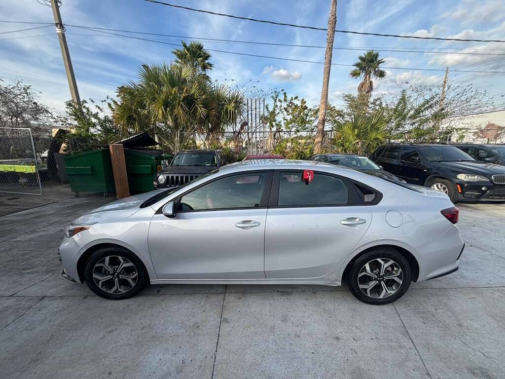 Used 2021 Kia Forte LXS image 8