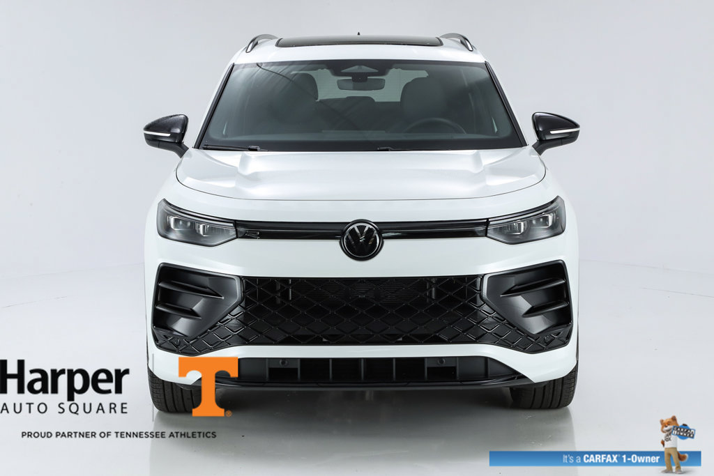 New 2025 Volkswagen Tiguan SE R-Line AWD/4WD image 16