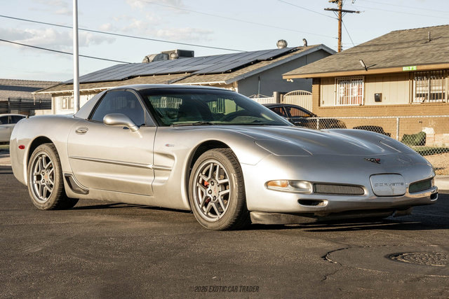 Used 2004 Chevrolet Corvette Z06 w/ Memory Package RWD image 12