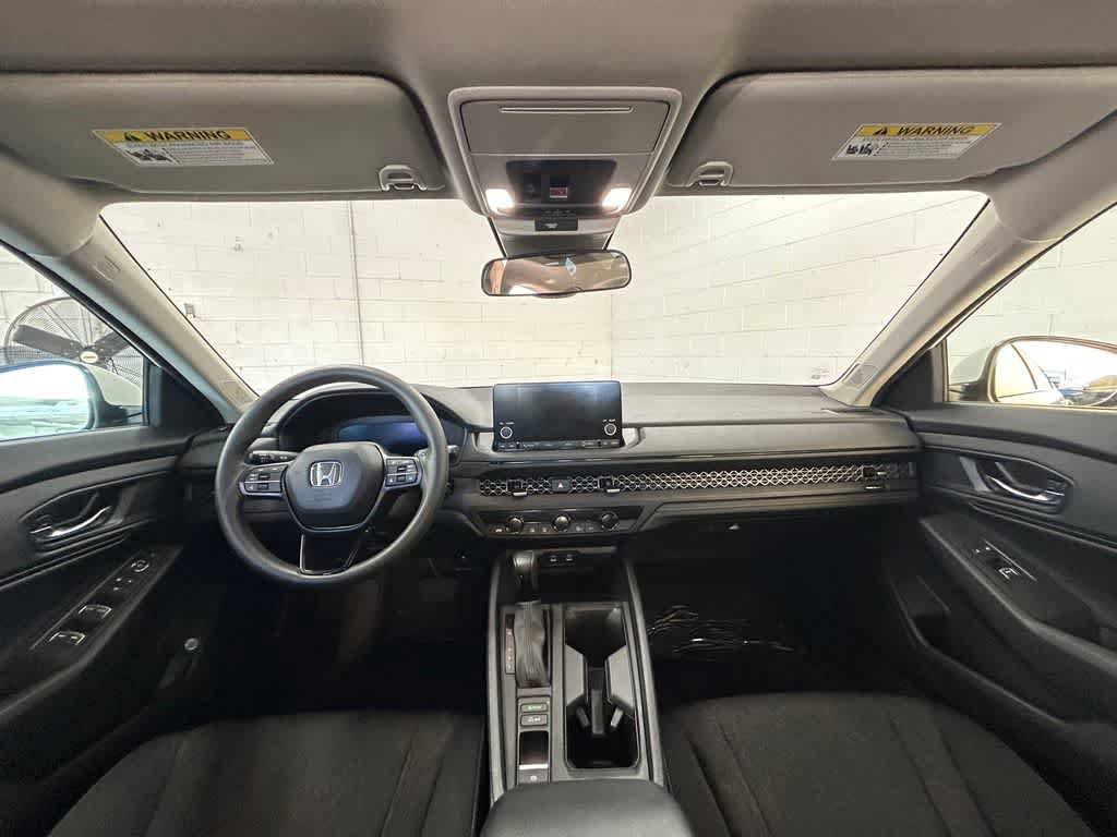 Used 2023 Honda Accord EX image 10