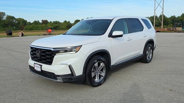 Used 2023 Honda Pilot EX-L image 3
