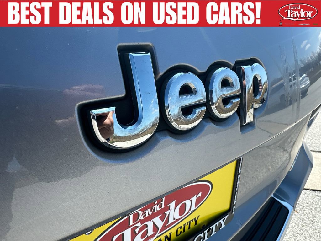 Used 2019 Jeep Grand Cherokee Limited AWD/4WD image 38