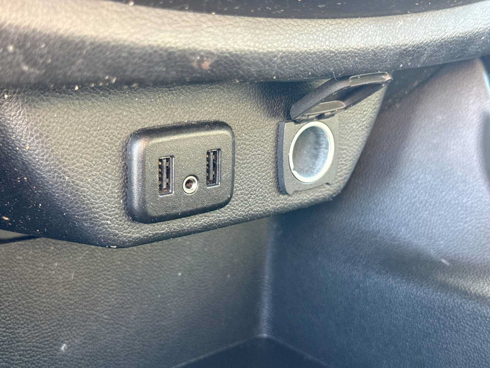 Used 2018 Chevrolet Traverse LS w/ LPO, Floor Liner Package FWD image 30