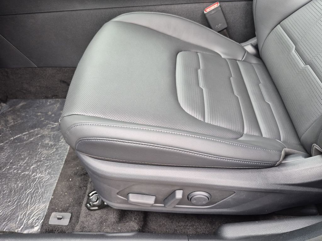 New 2026 Kia Sportage SX Prestige image 11