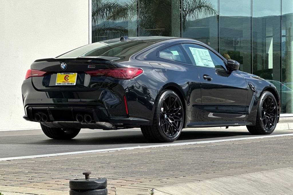 New 2026 BMW M4 Competition RWD video 3