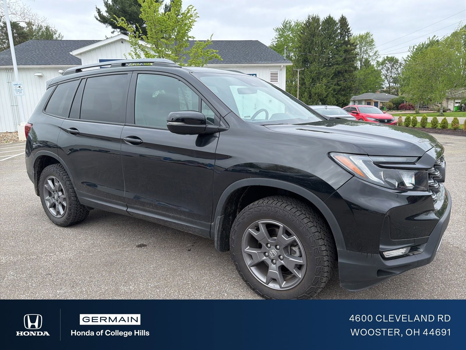 Used 2024 Honda Passport TrailSport image 3