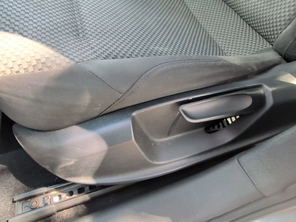 Used 2013 Volkswagen Jetta Sedan image 13