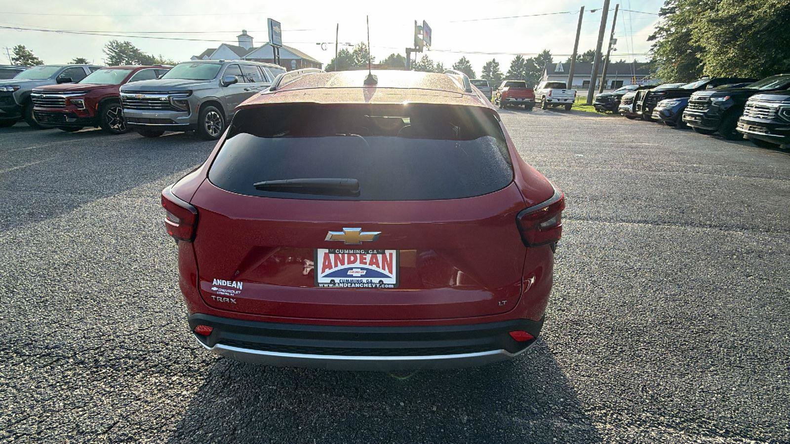 New 2026 Chevrolet Trax LT w/ Sunroof Package FWD image 9