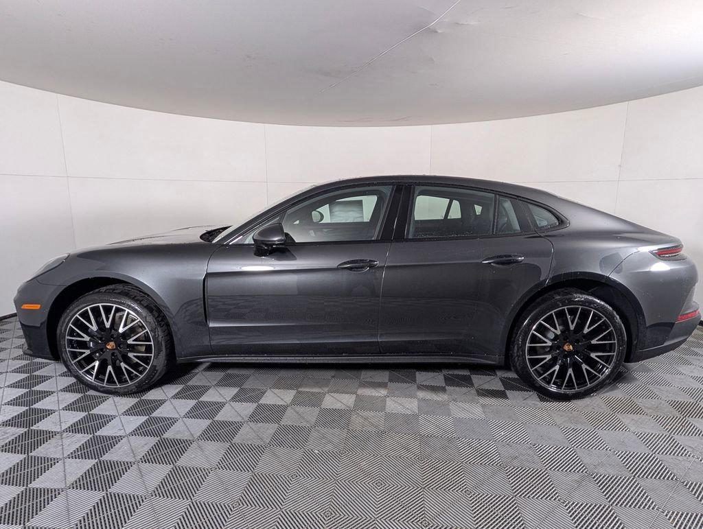 New 2026 Porsche Panamera image 2