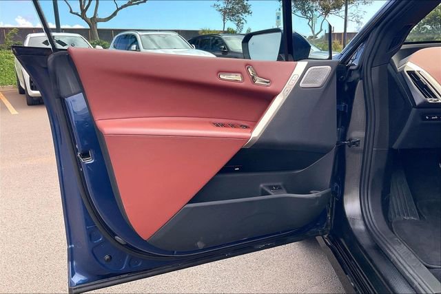 Certified 2023 BMW iX M60 w/ Executive Package image 21