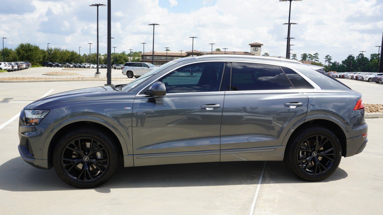 Used 2021 Audi Q8 Premium Plus w/ Premium Plus Package AWD/4WD image 6