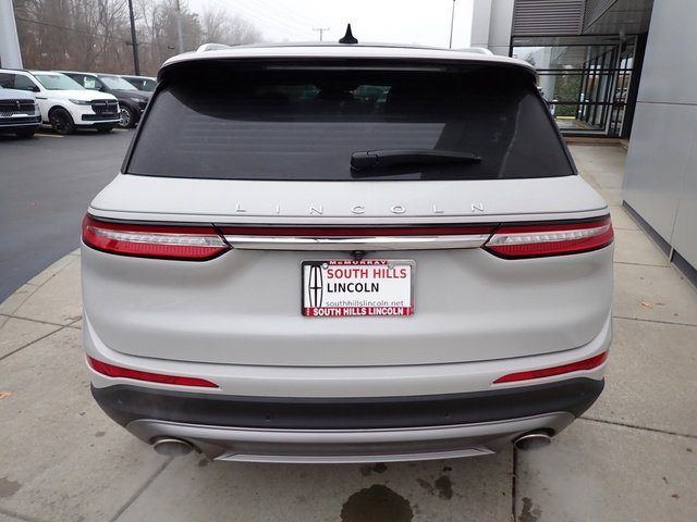Used 2022 Lincoln Corsair AWD w/ Premium Package image 4