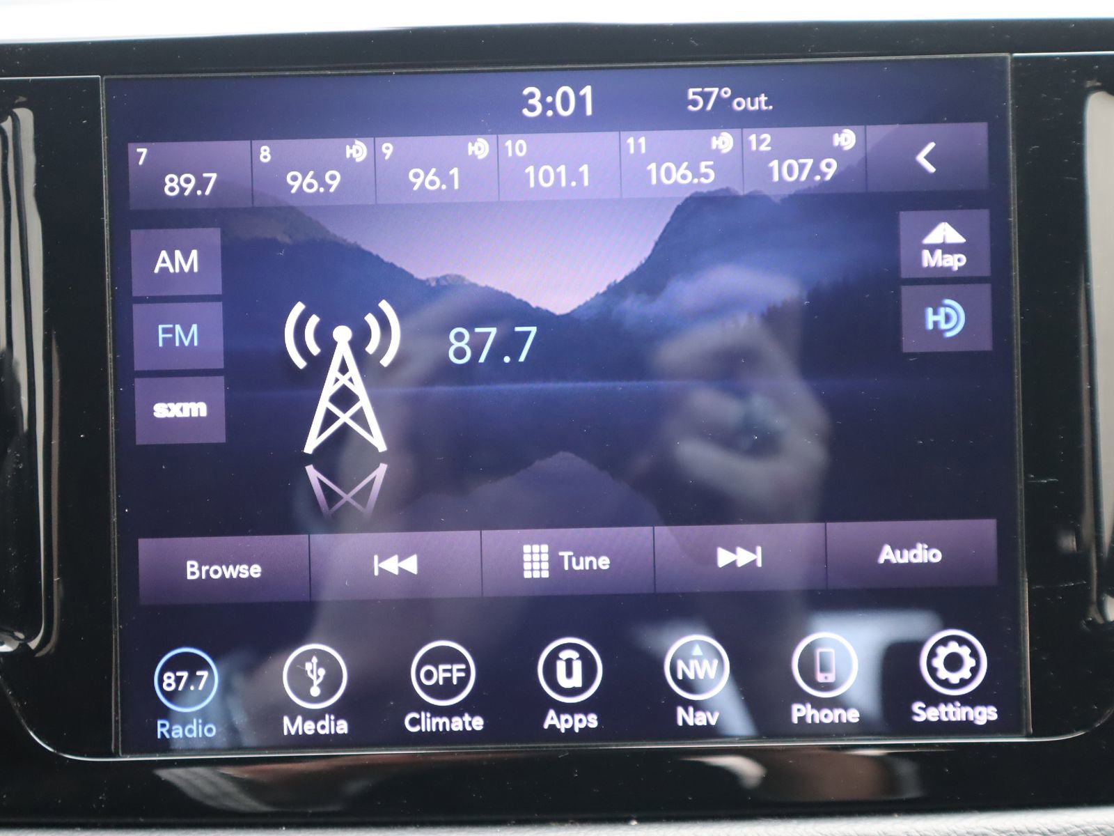 Used 2018 Chrysler Pacifica Touring Plus w/ S Appearance Package FWD image 43