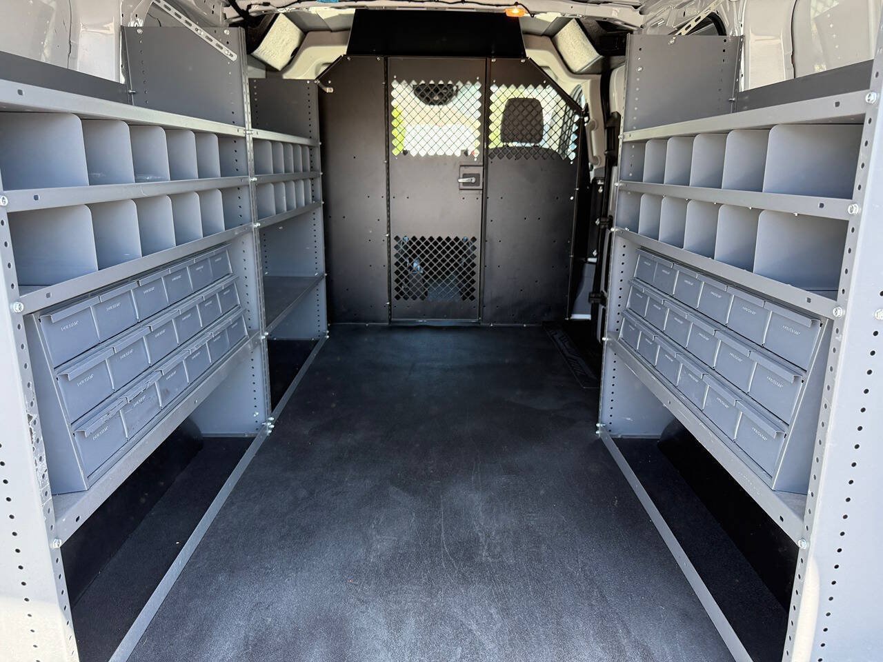 Used 2015 Ford Transit 150 130 Low Roof RWD image 21