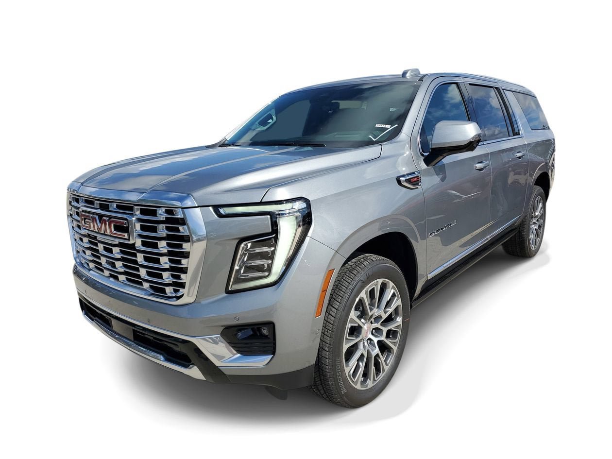 New 2026 GMC Yukon XL Denali w/ Denali Reserve Package AWD/4WD image 3