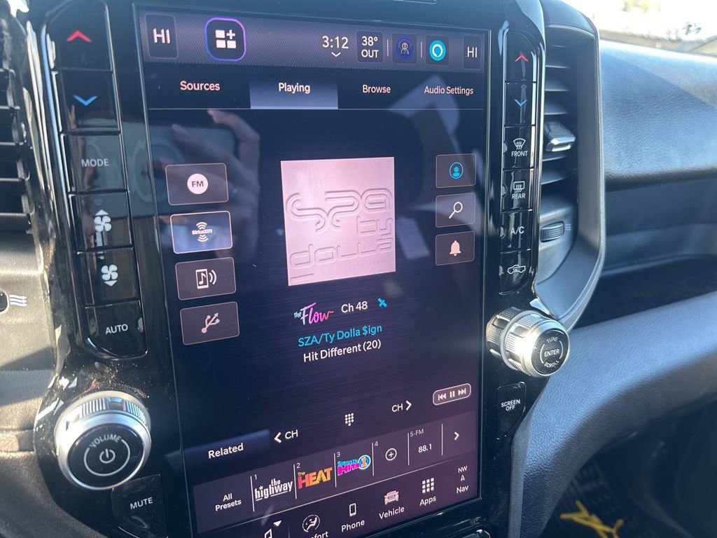 New 2026 RAM 3500 Tradesman AWD/4WD image 25