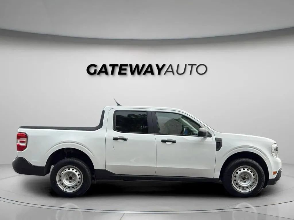 Used 2022 Ford Maverick XL image 6