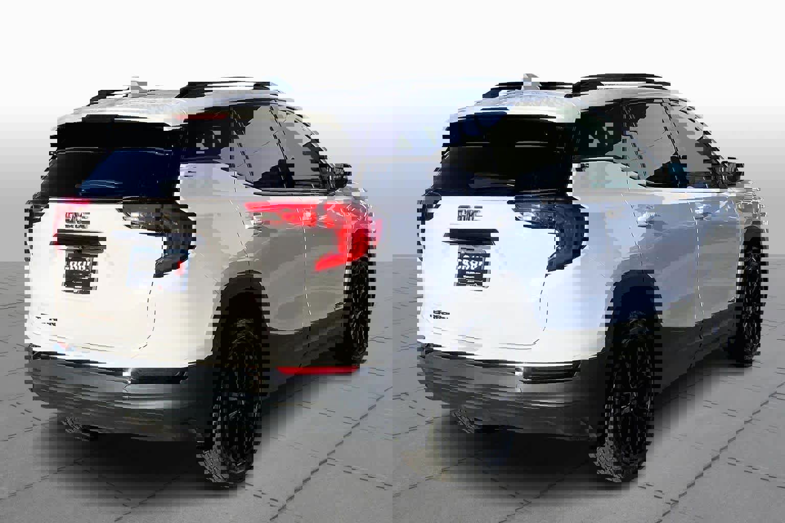 Used 2021 GMC Terrain SLT w/ Infotainment Package II image 13