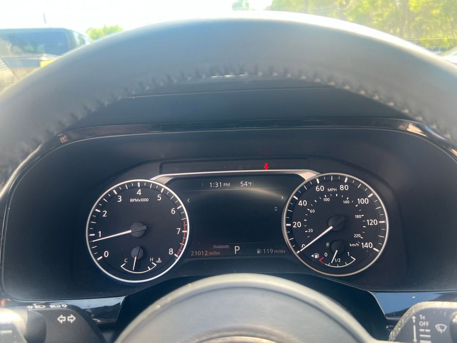 Used 2025 Nissan Pathfinder SV FWD image 40