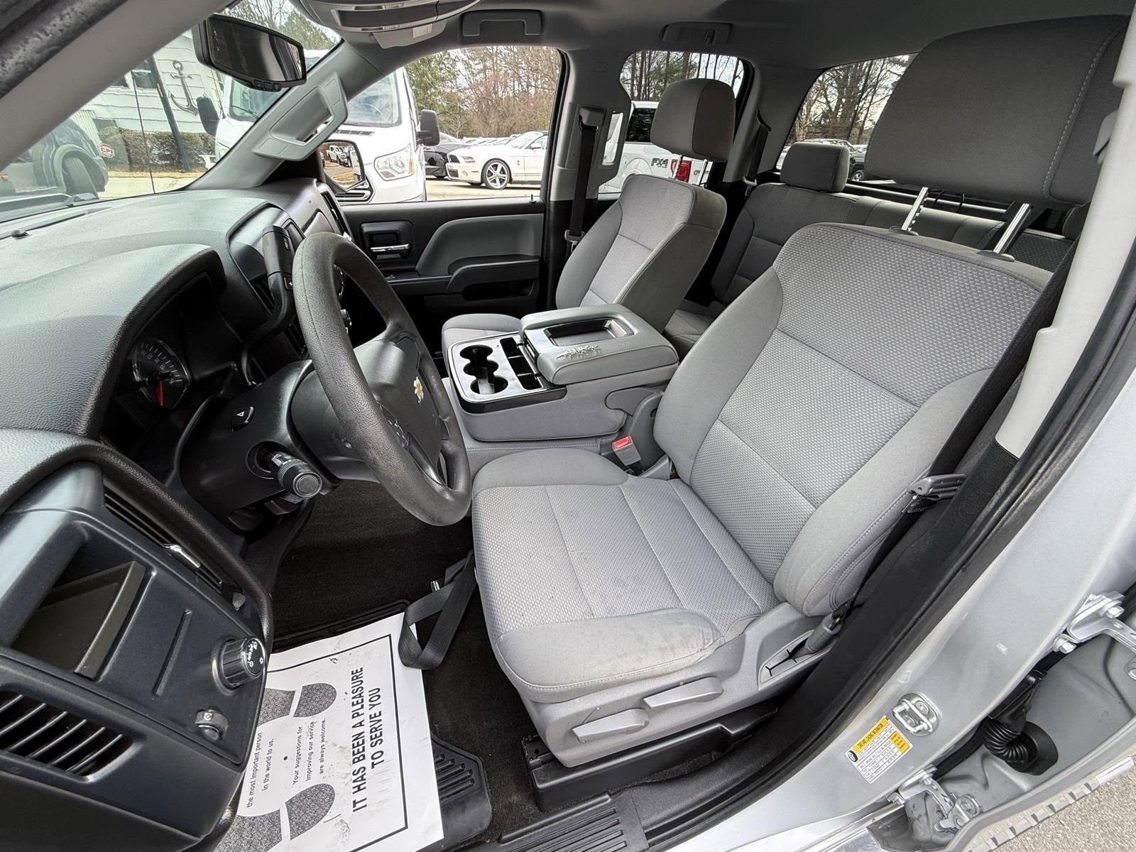 Used 2018 Chevrolet Silverado 1500 Custom w/ Custom Convenience Package RWD image 20