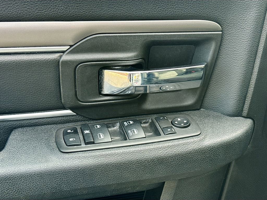 Used 2024 RAM 1500 Classic Warlock image 18