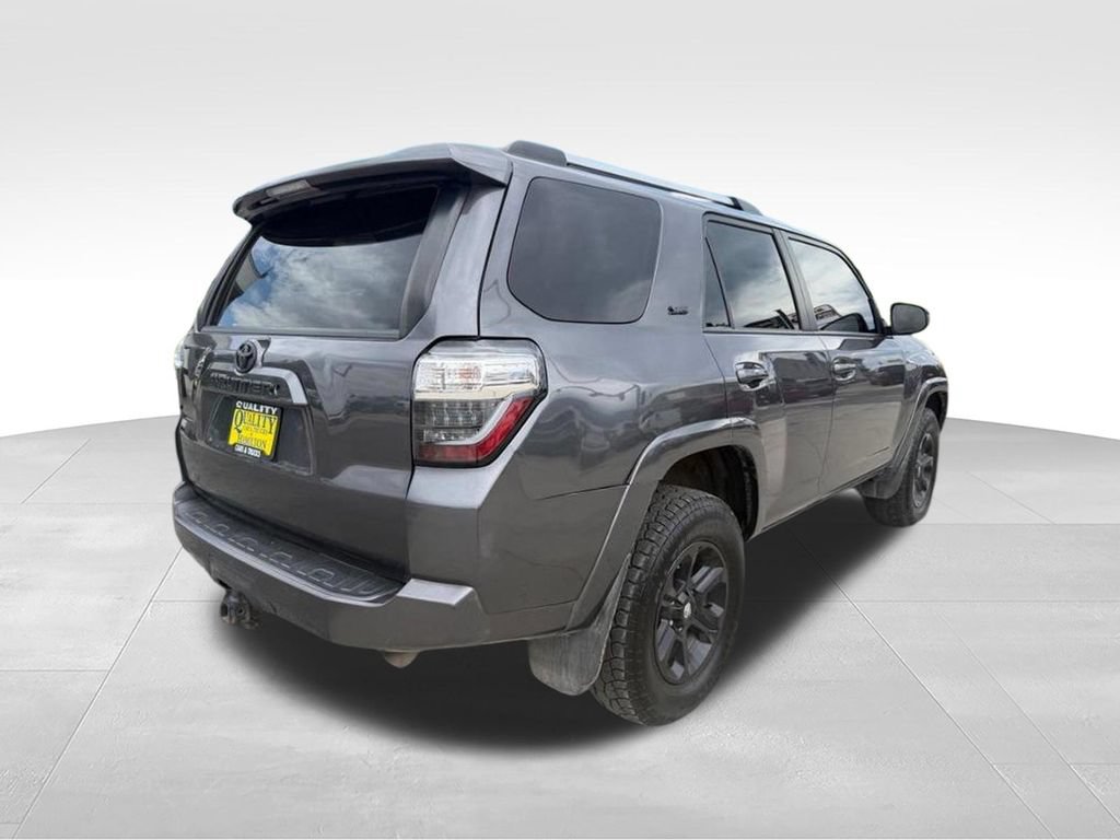 Used 2021 Toyota 4Runner SR5 AWD/4WD image 5