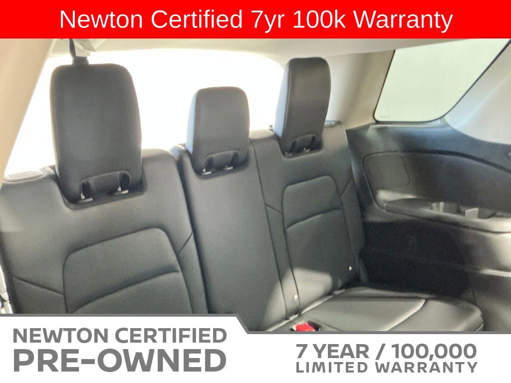 Used 2025 Nissan Pathfinder SL w/ Cargo Package FWD image 22