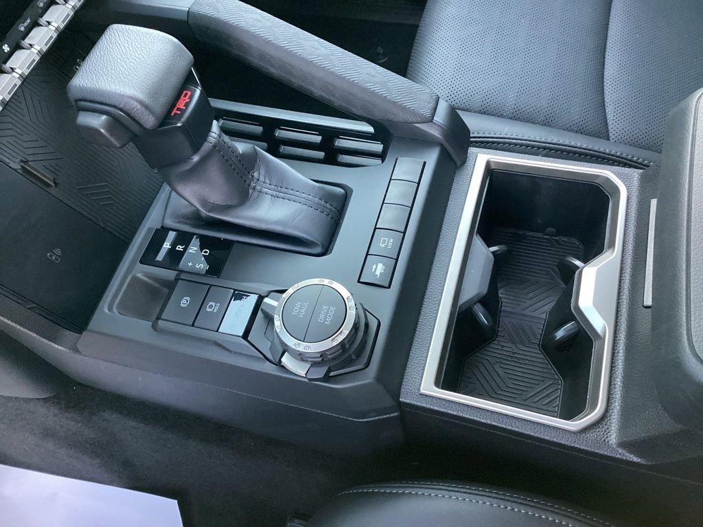 Used 2025 Toyota Tacoma TRD Sport AWD/4WD image 27