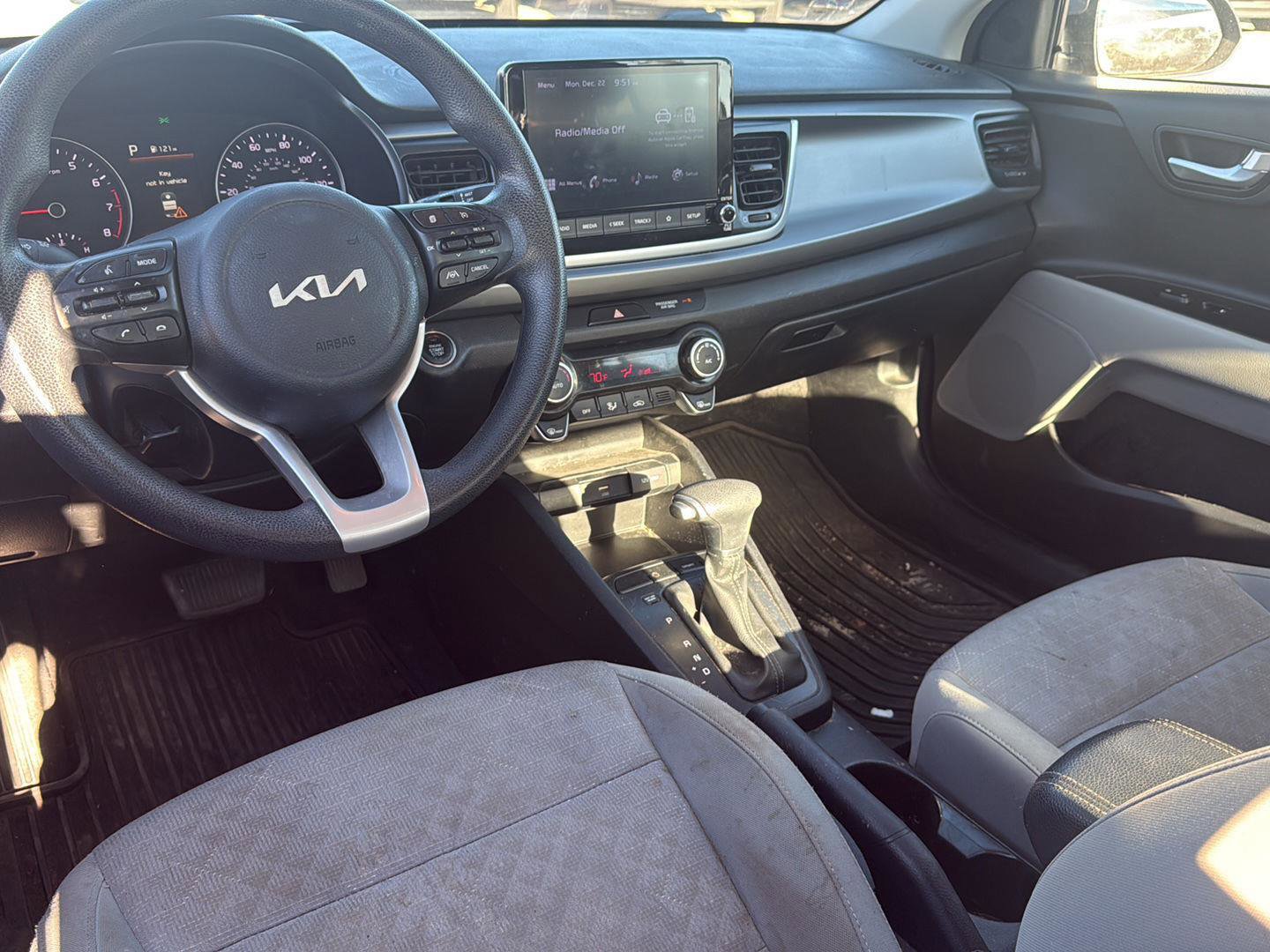 Used 2022 Kia Rio S w/ Technology Package image 15