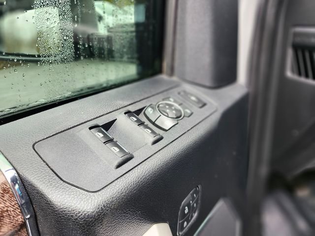 Used 2019 Ford F250 Lariat w/ Lariat Ultimate Package image 17
