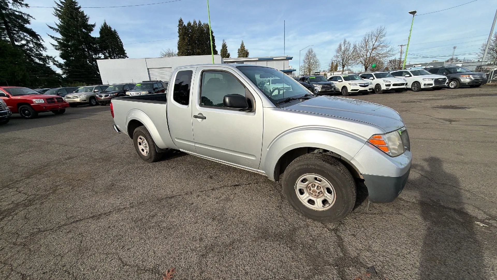 Used 2013 Nissan Frontier S image 2
