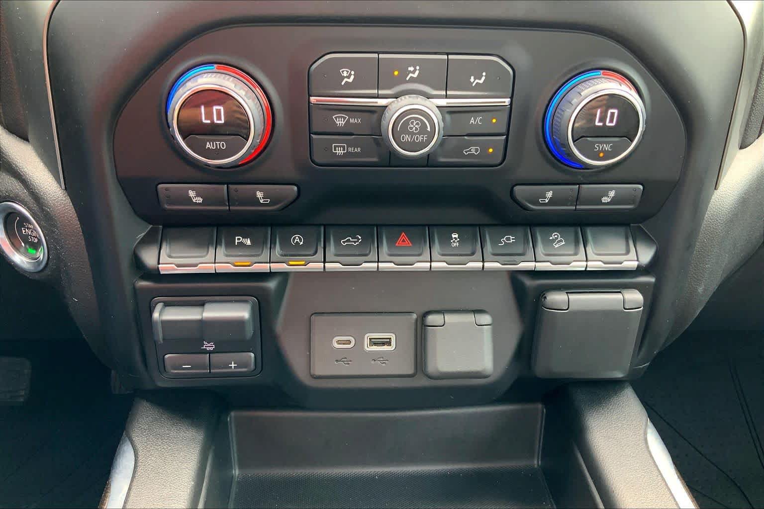 Used 2021 Chevrolet Silverado 1500 LT Trail Boss w/ Convenience Package II AWD/4WD image 28