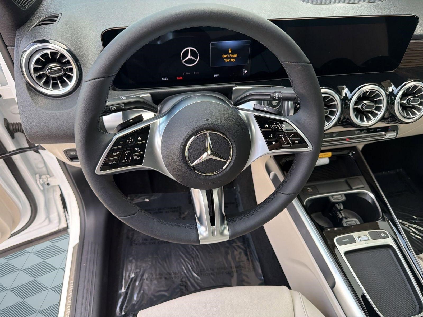 Used 2026 Mercedes-Benz GLB 250 image 16