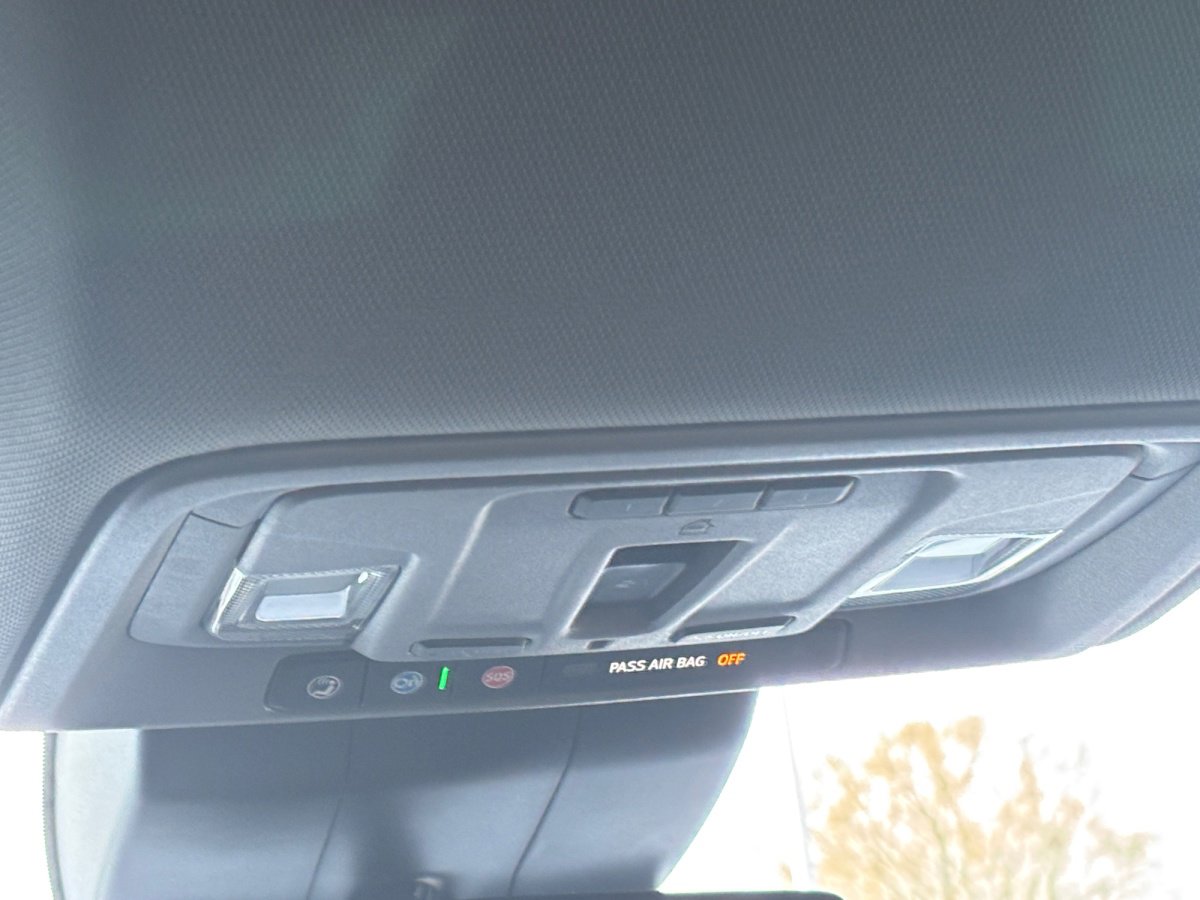 Used 2022 GMC Sierra 1500 Elevation w/ Elevation Premium Package image 7